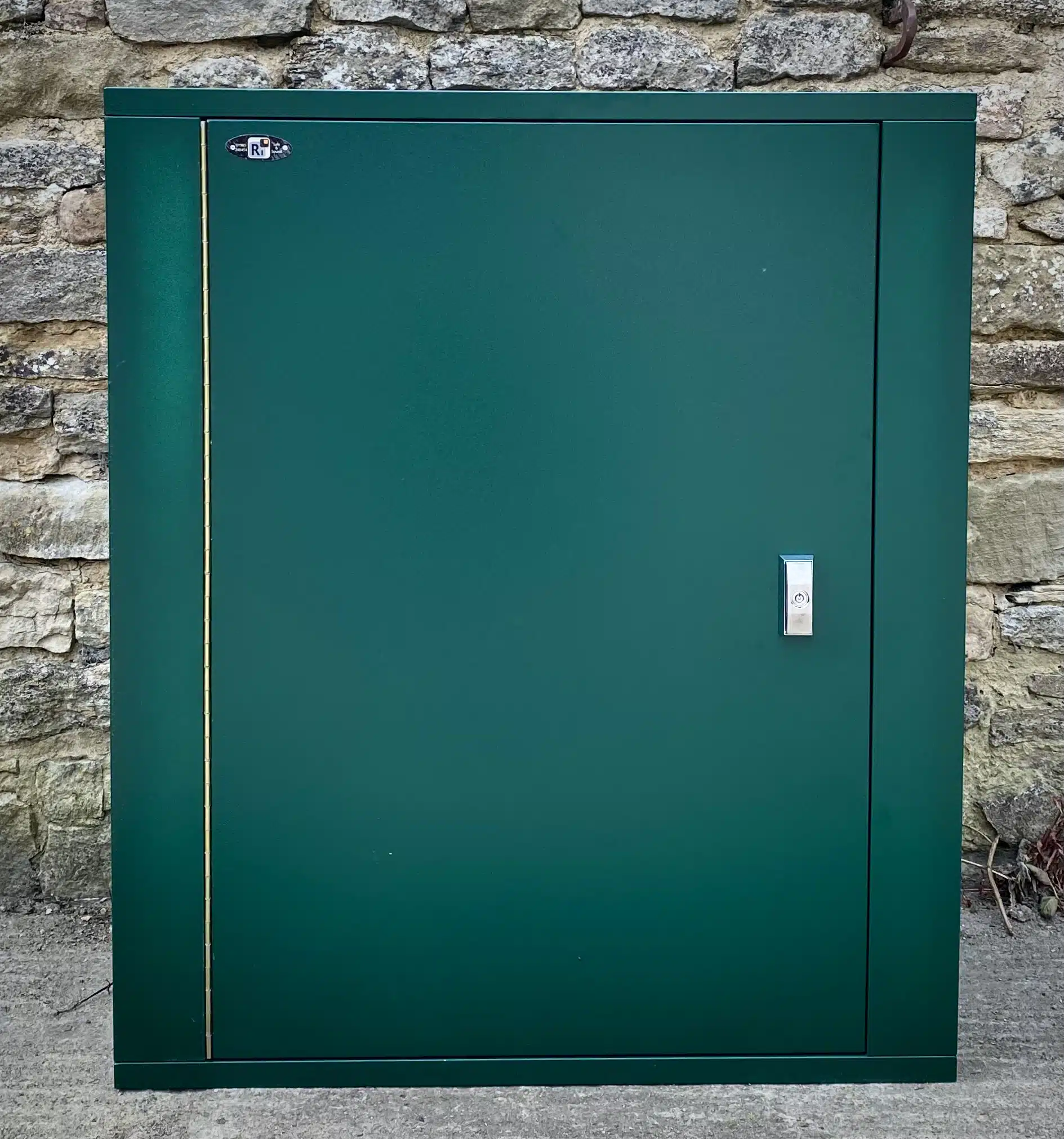 Ri R9 newspaper storage cabinet image